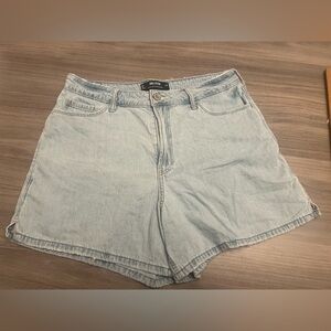 💥SALE💥Hollister Light Blue Denim Jean Shorts Ultra High Rise